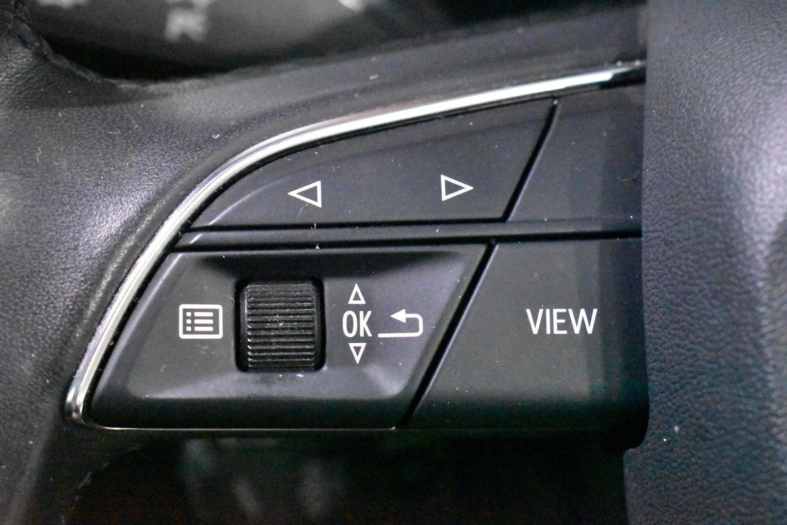 2022 Audi Q3 35 TFSI S line — photo 20