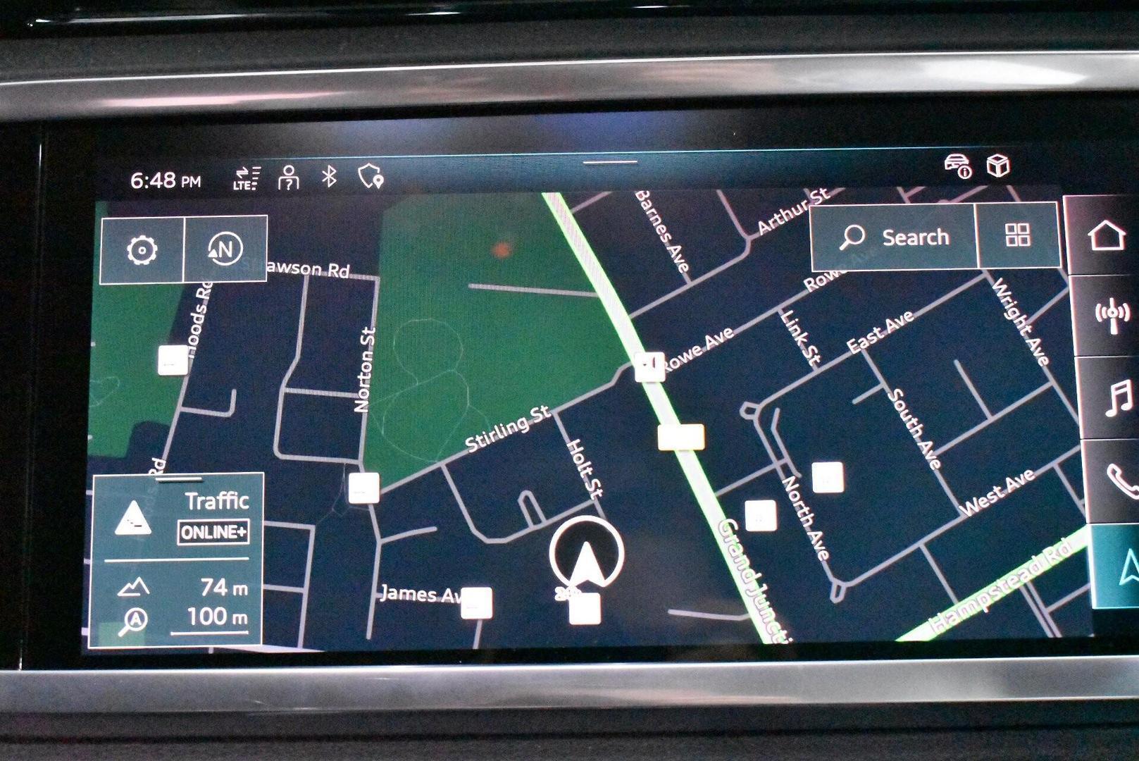 2022 Audi Q3 35 TFSI S line — photo 22