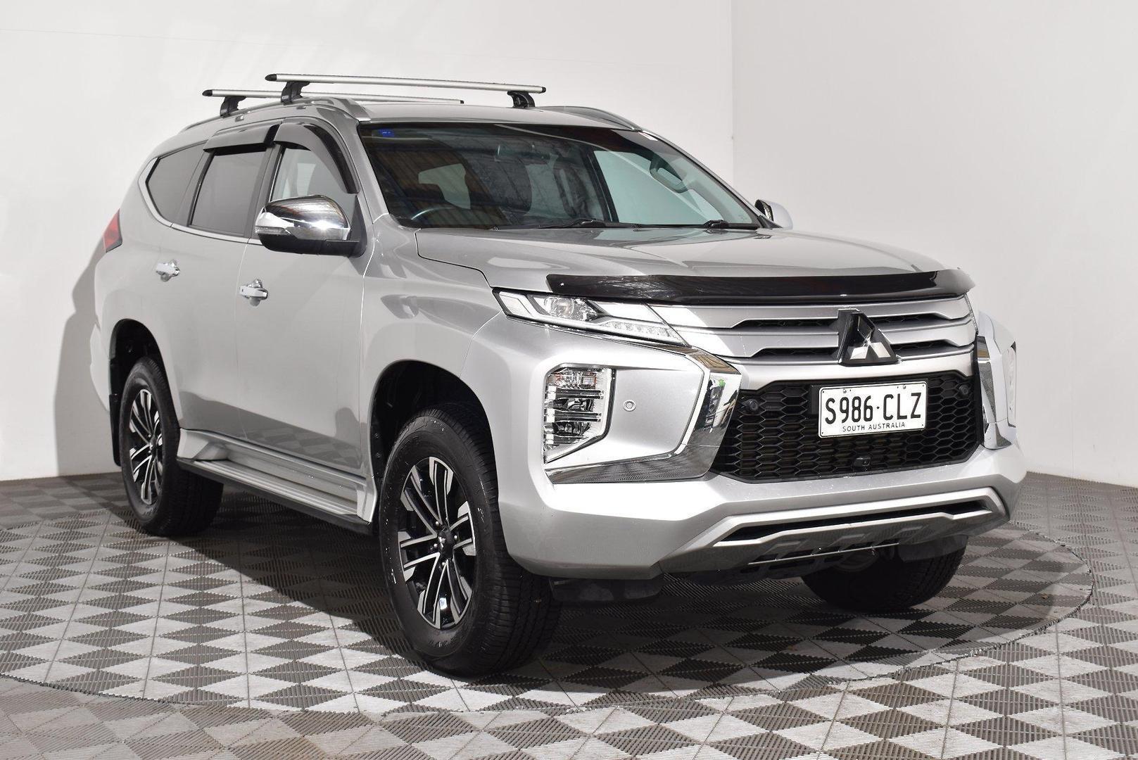 2021 Mitsubishi Pajero Sport Exceed — photo 1