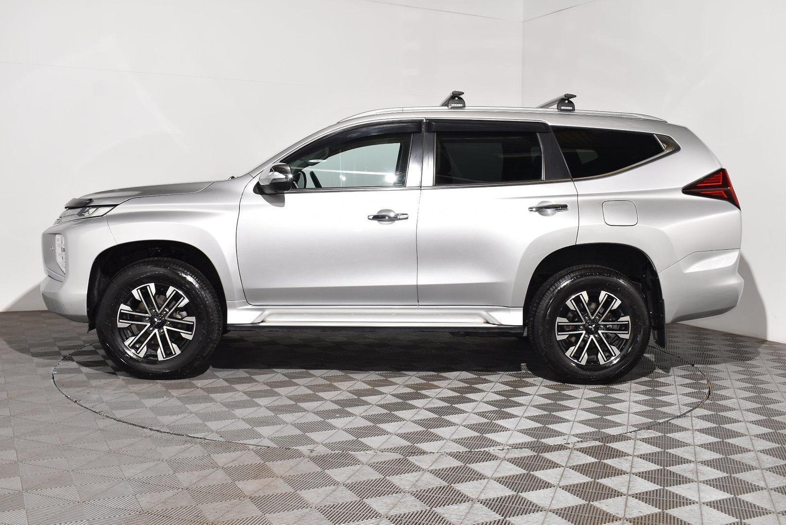 2021 Mitsubishi Pajero Sport Exceed — photo 12