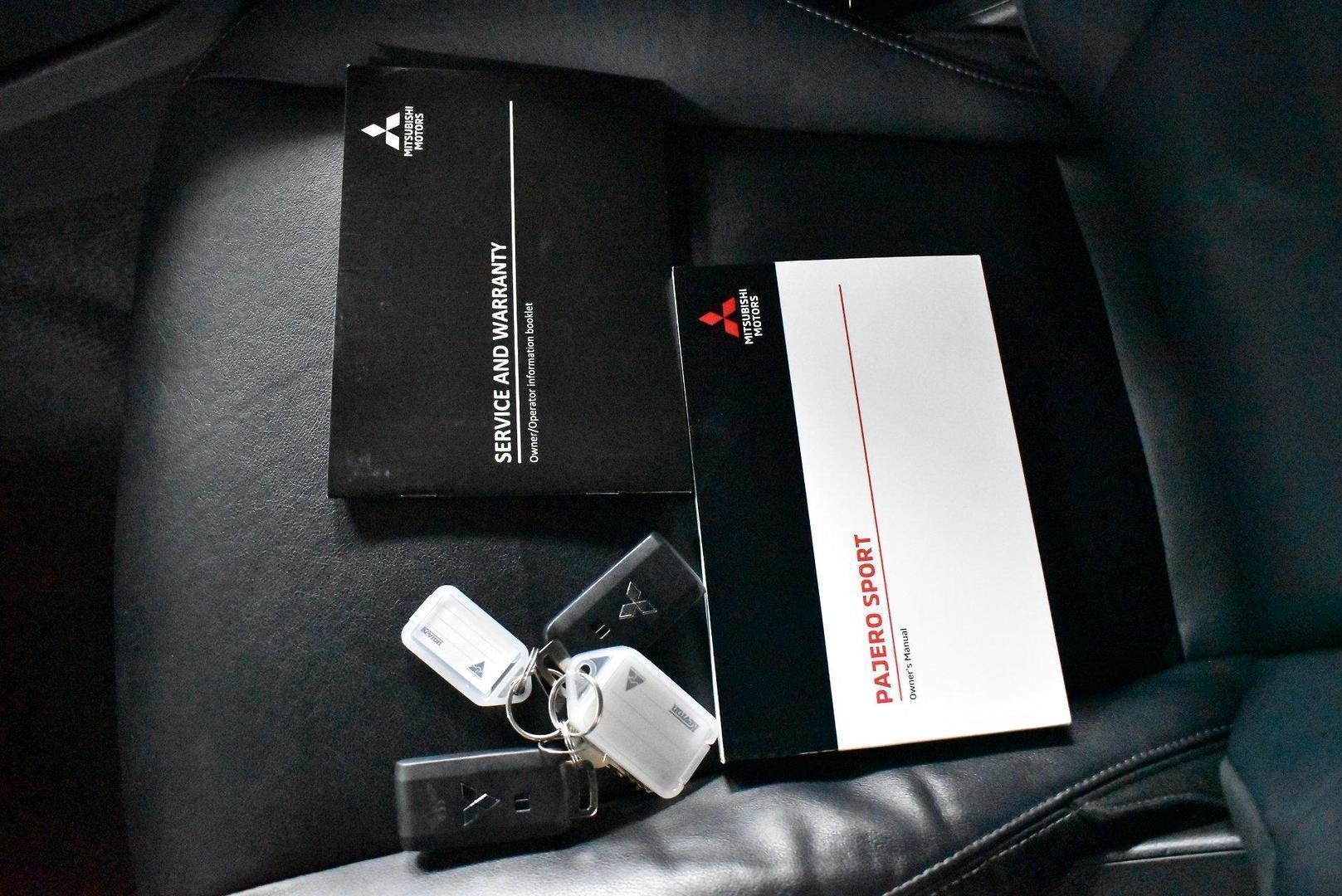 2021 Mitsubishi Pajero Sport Exceed — photo 26