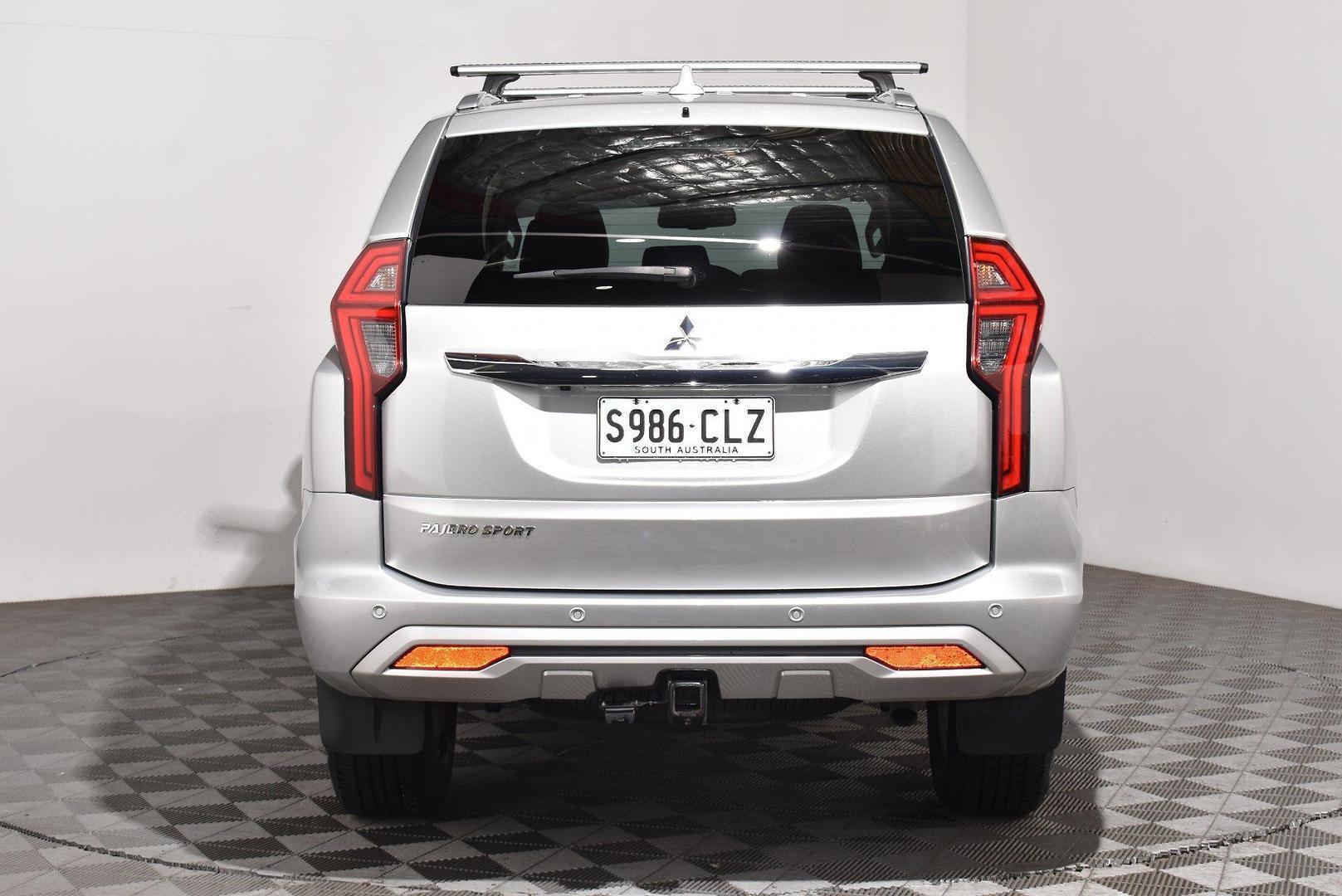 2021 Mitsubishi Pajero Sport Exceed — photo 4