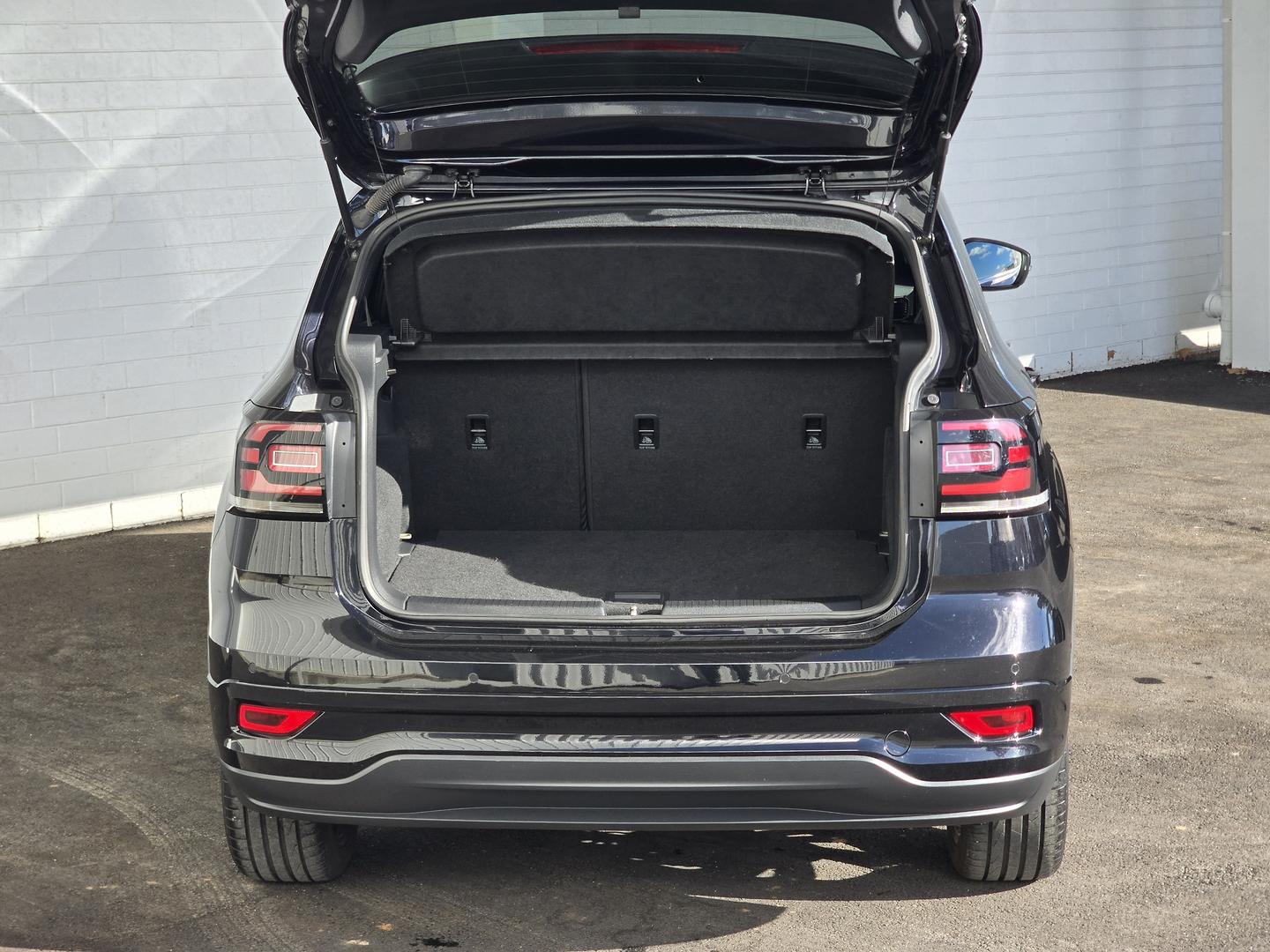 2022 Volkswagen T-Cross 85TSI Style — photo 10