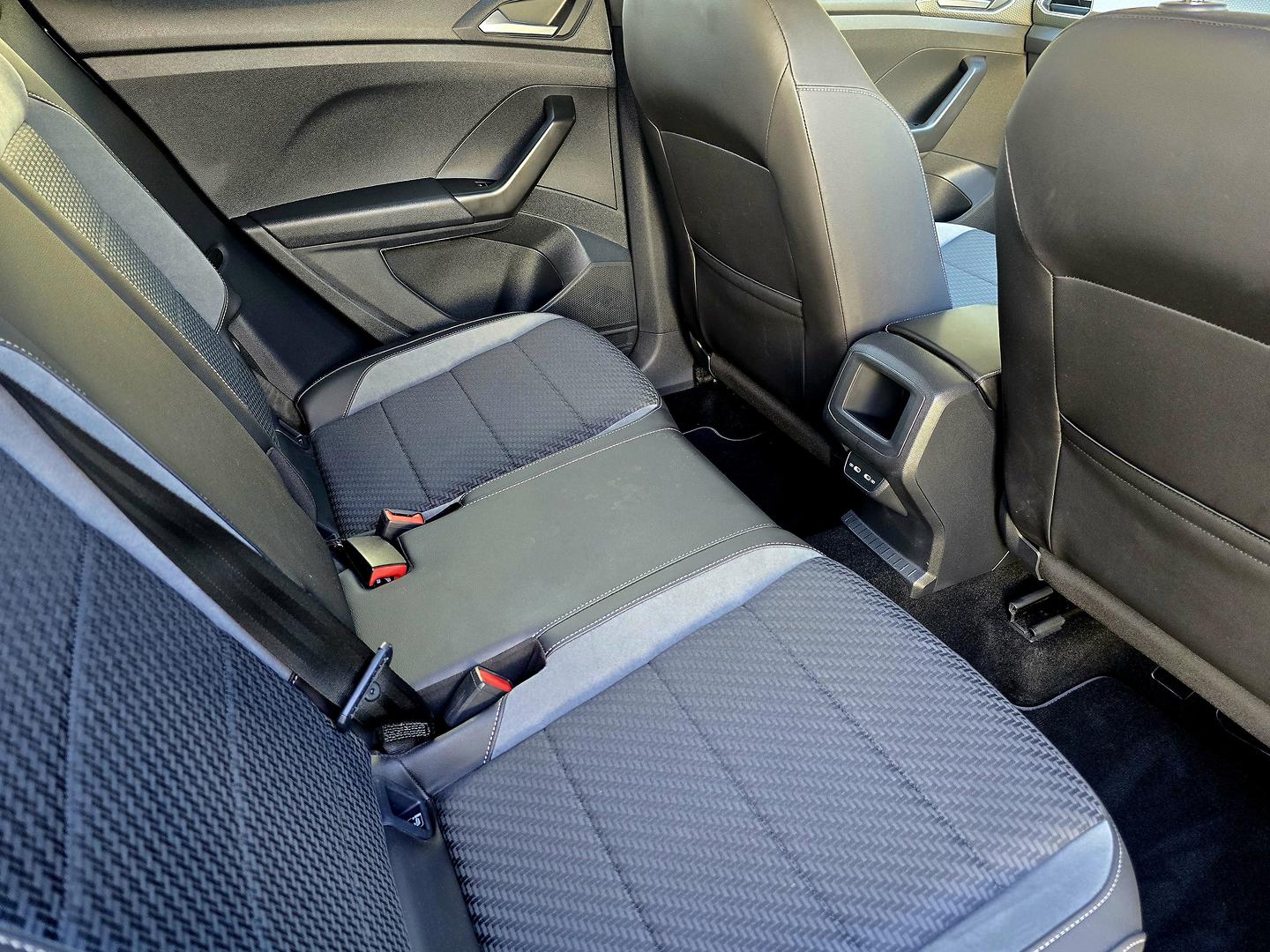 2022 Volkswagen T-Cross 85TSI Style — photo 20