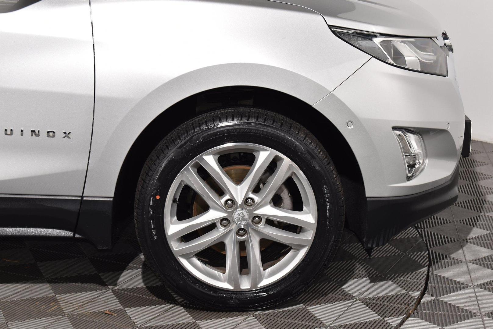 2017 Holden Equinox LTZV — photo 18