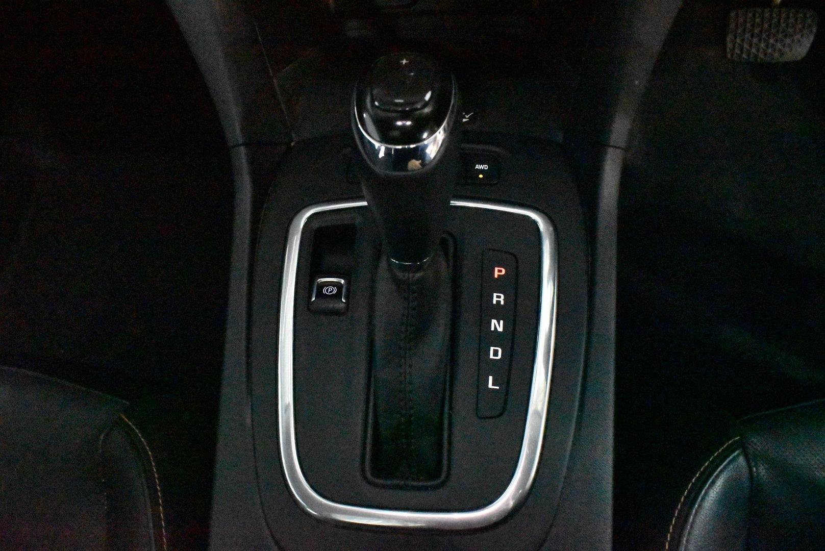 2017 Holden Equinox LTZV — photo 20