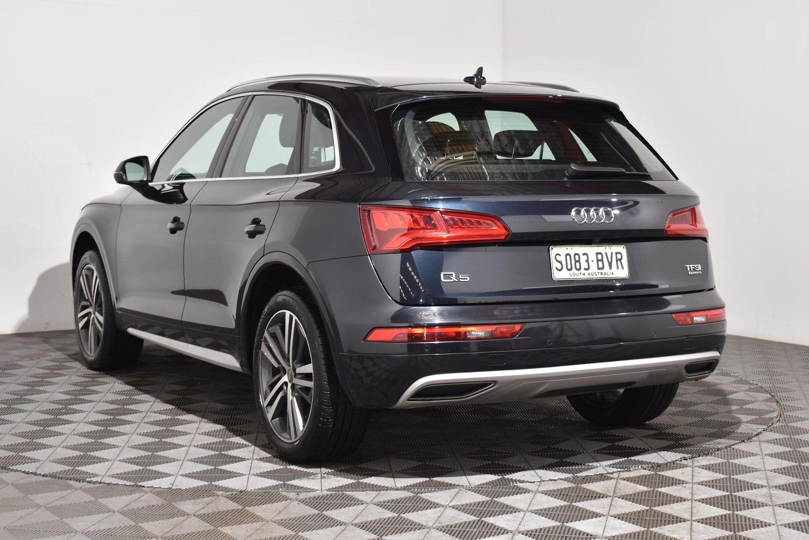 2017 Audi Q5 TFSI sport — photo 2