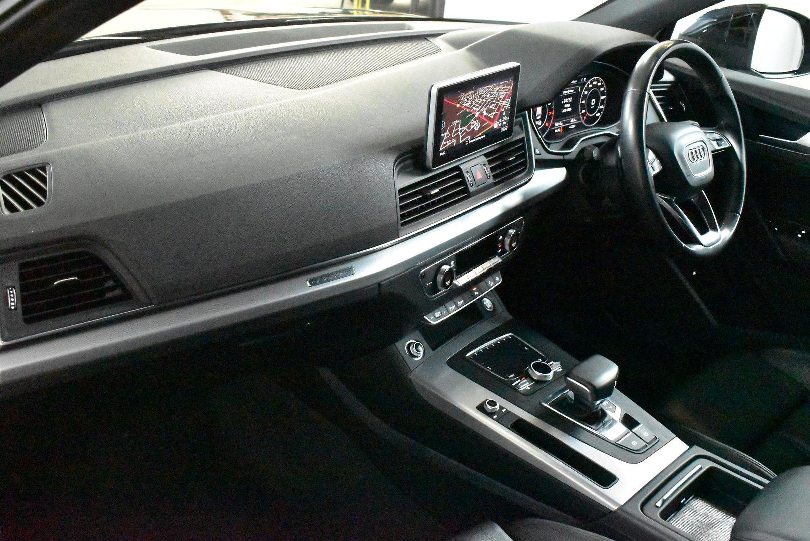 2017 Audi Q5 TFSI sport — photo 6