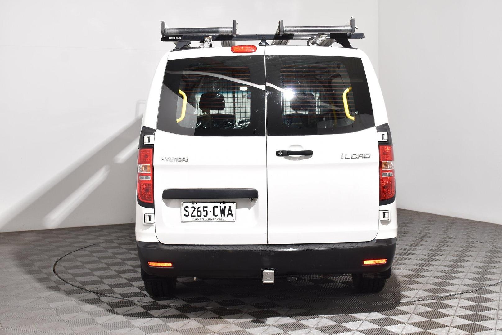 2020 Hyundai iLoad — photo 4