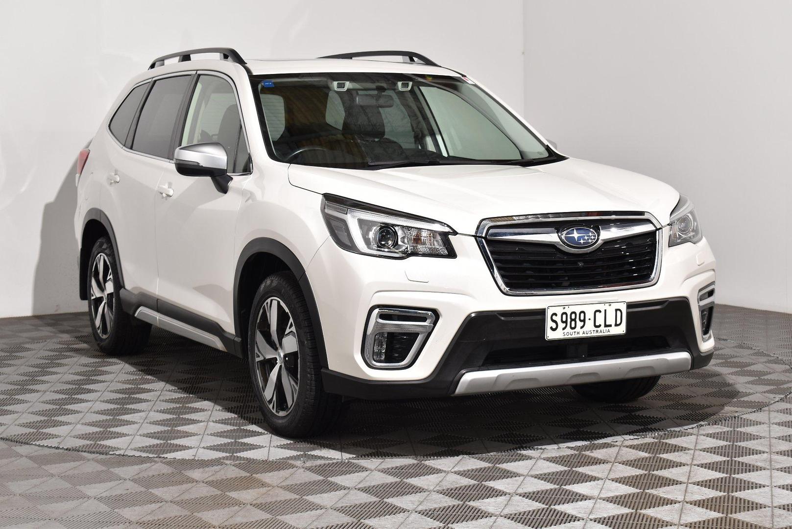2020 Subaru Forester 25iS — photo 1