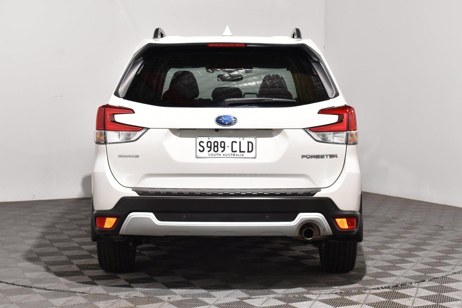 2020 Subaru Forester 25iS — photo 4
