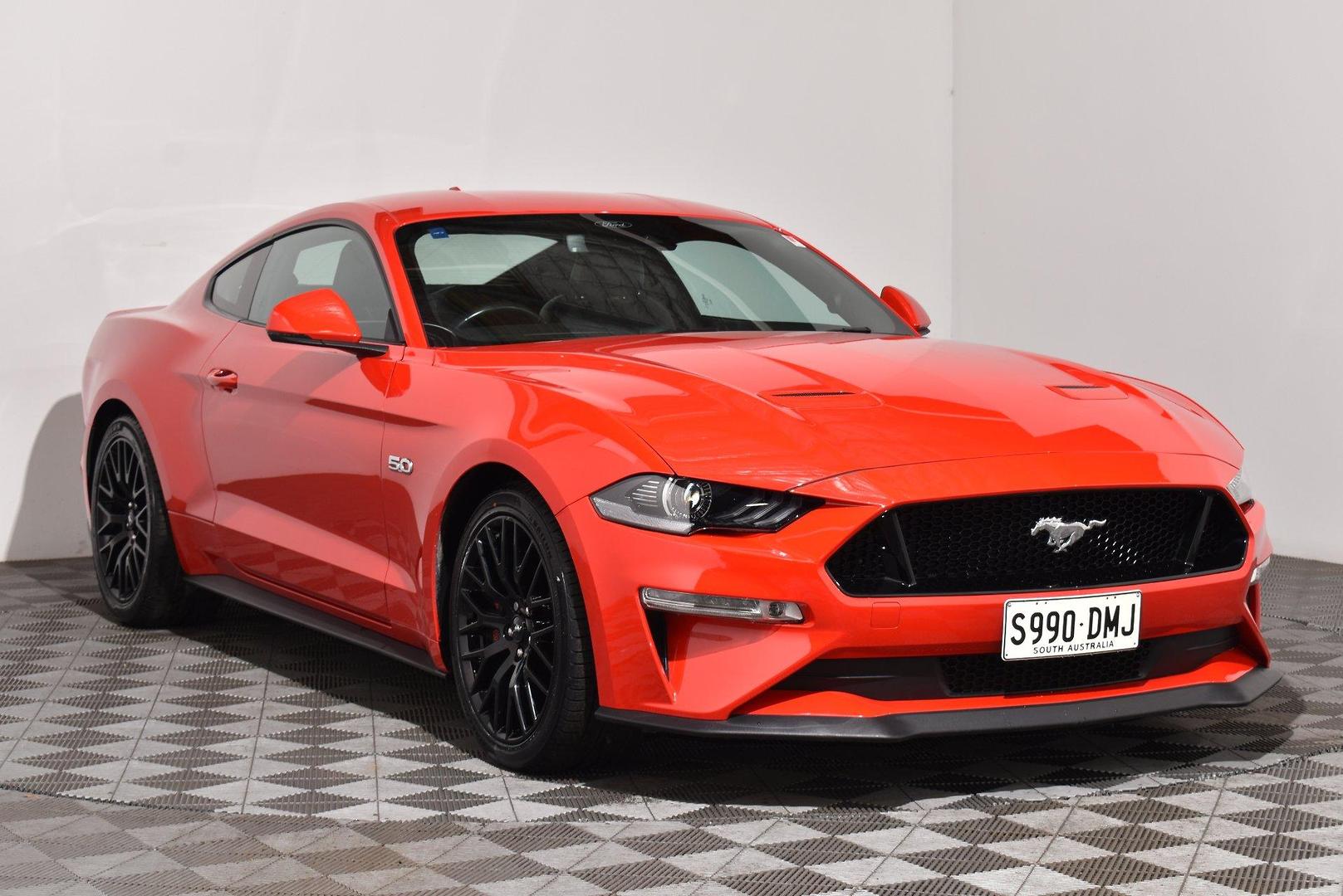 2021 Ford Mustang GT — photo 1