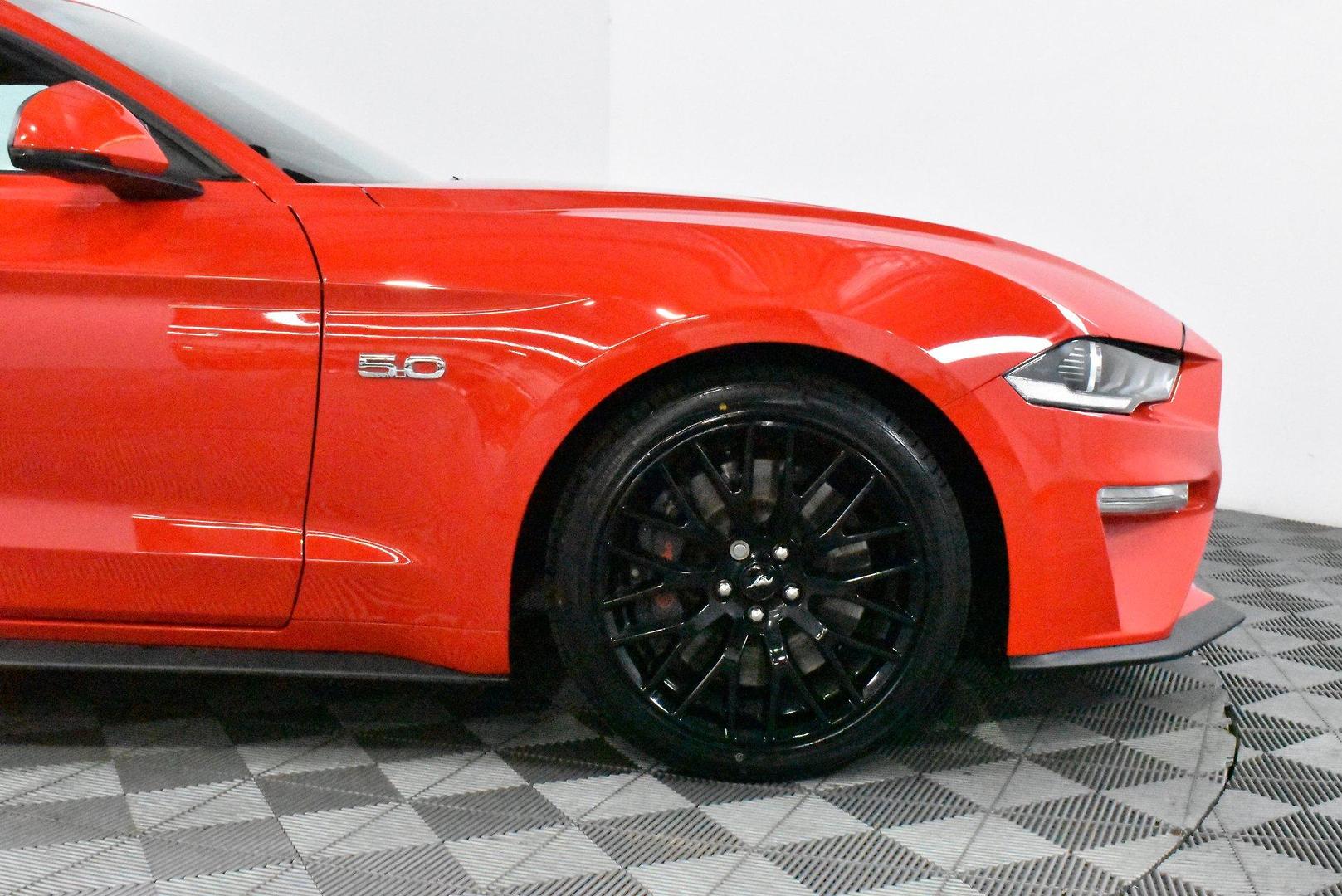 2021 Ford Mustang GT — photo 18
