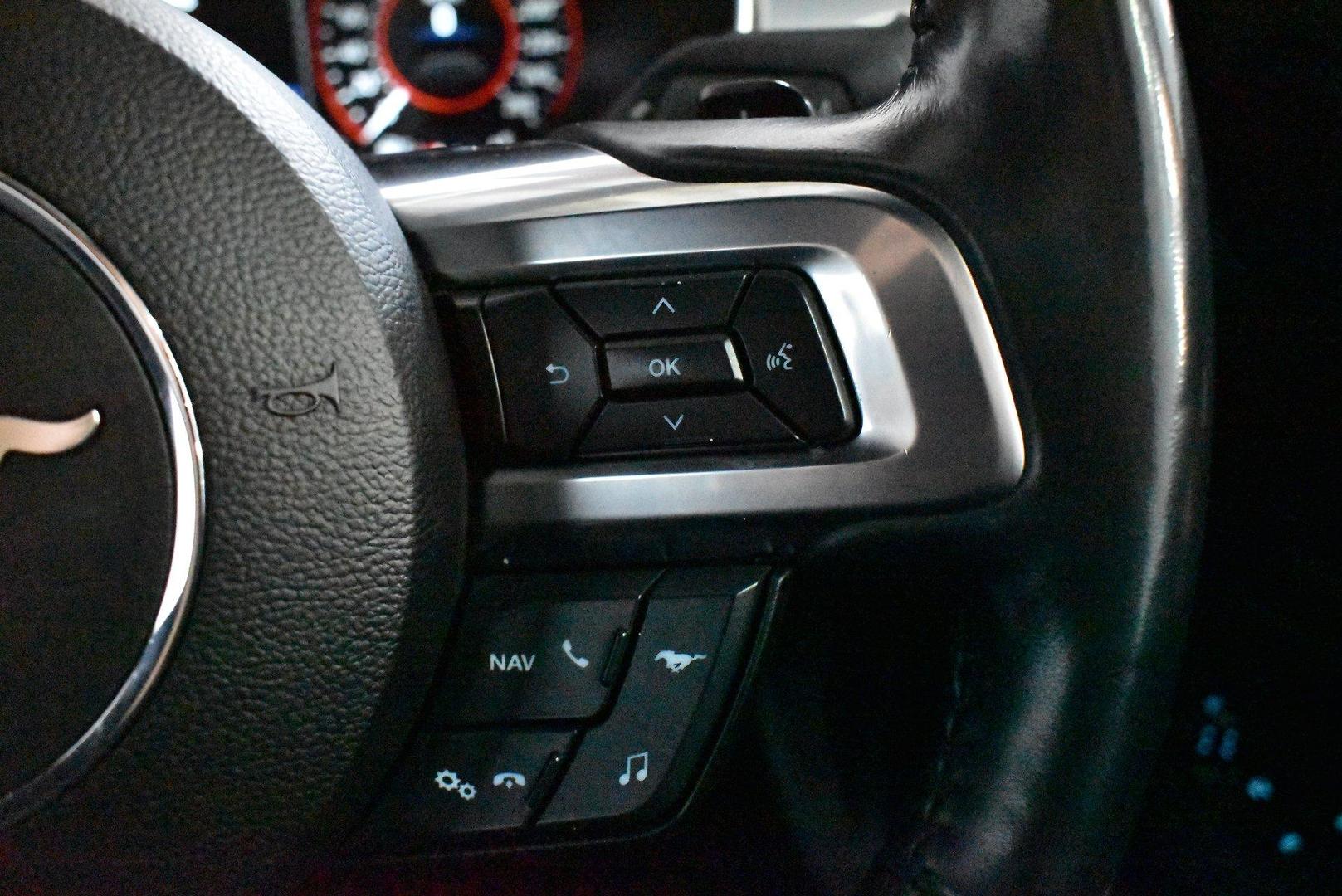 2021 Ford Mustang GT — photo 22