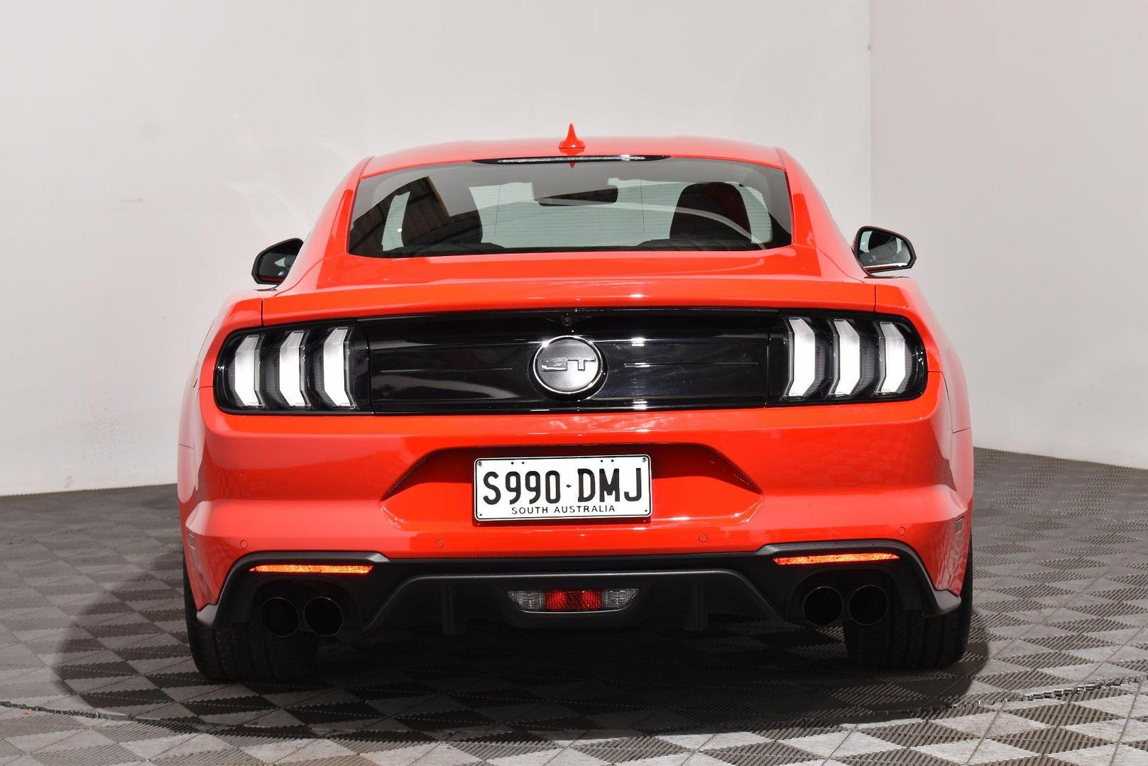 2021 Ford Mustang GT — photo 4
