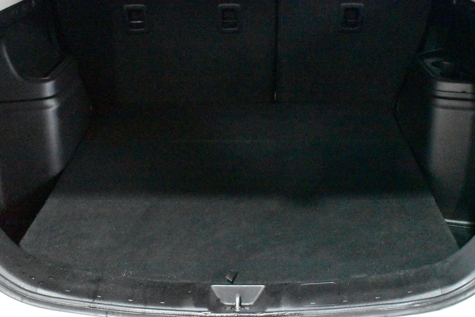 2014 Mitsubishi Outlander ES — photo 16
