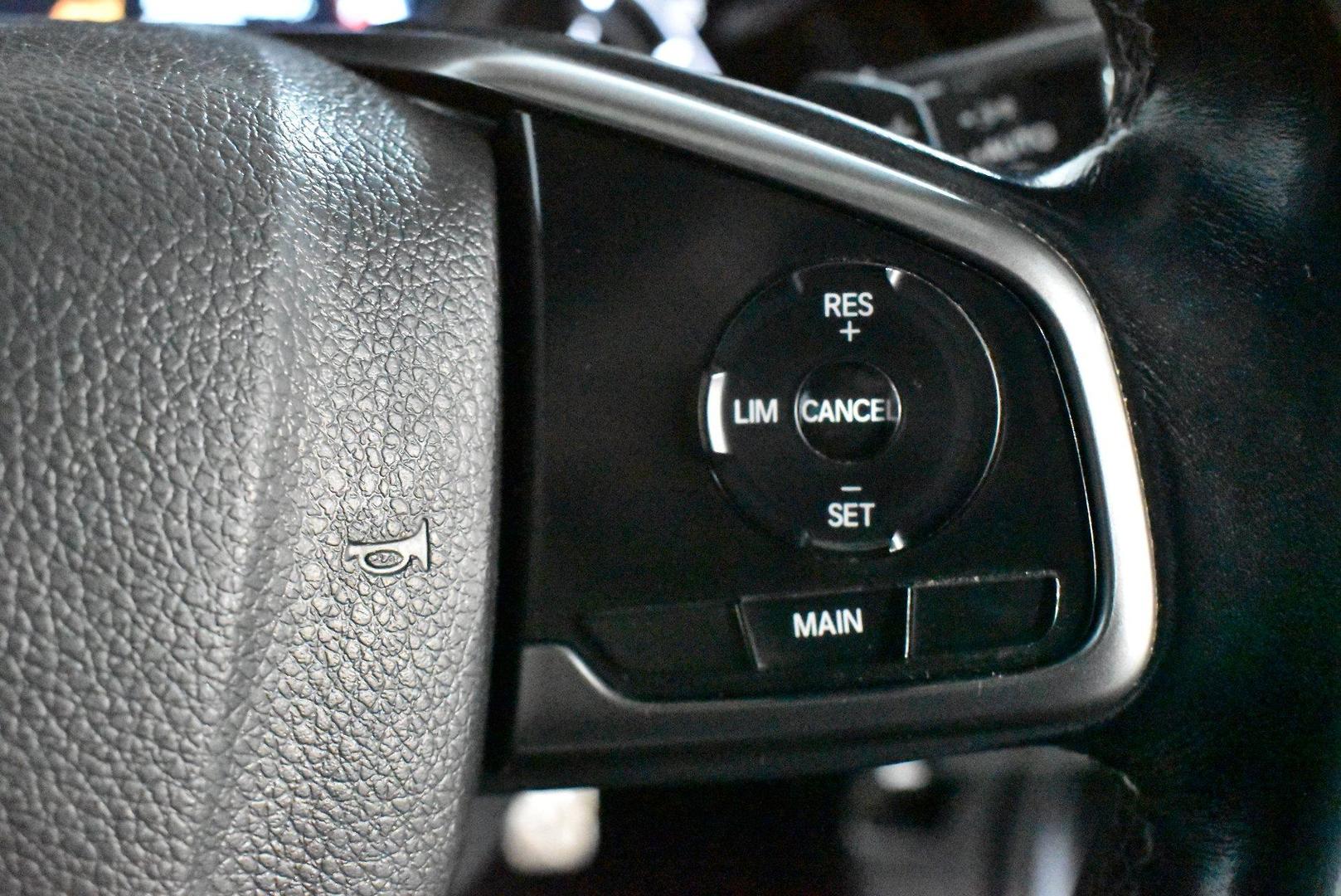 2017 Honda Civic RS — photo 22