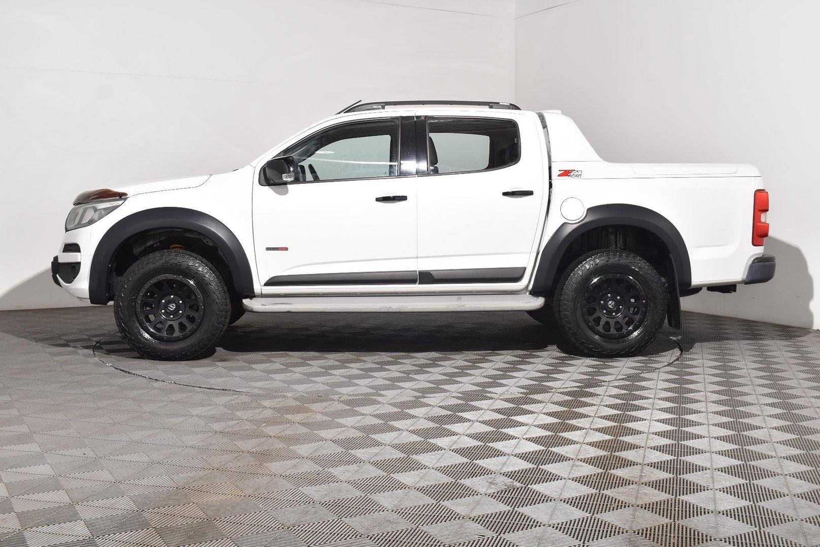 2017 Holden Colorado Z71 — photo 11 of 27