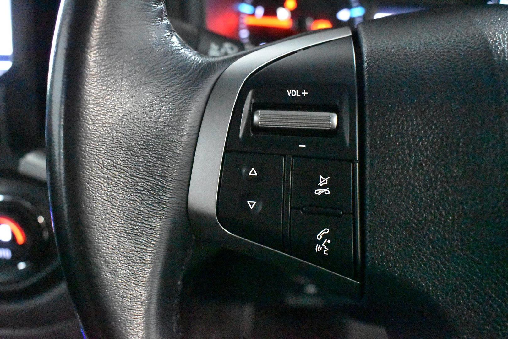 2017 Holden Colorado Z71 — photo 21 of 27