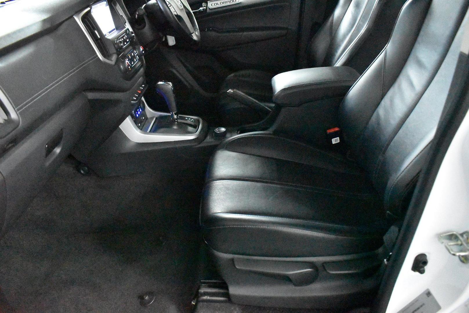 2017 Holden Colorado Z71 — photo 7 of 27
