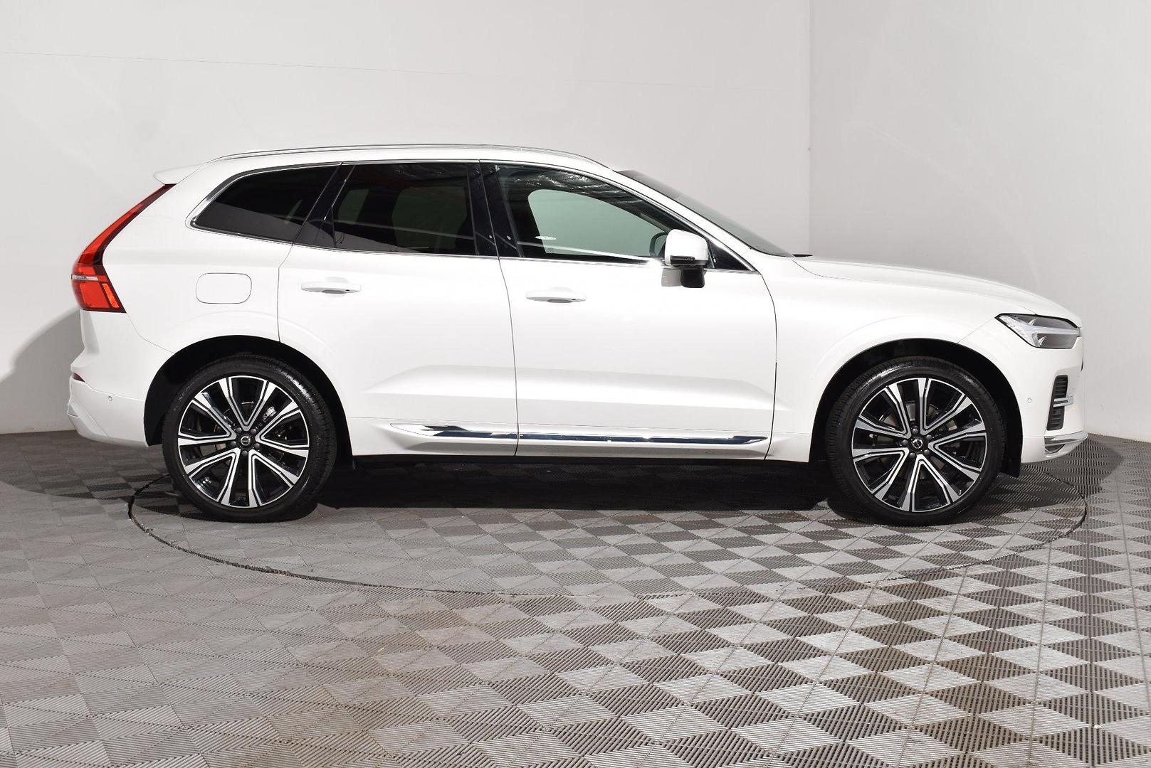 2021 Volvo XC60 B5 Inscription — photo 10
