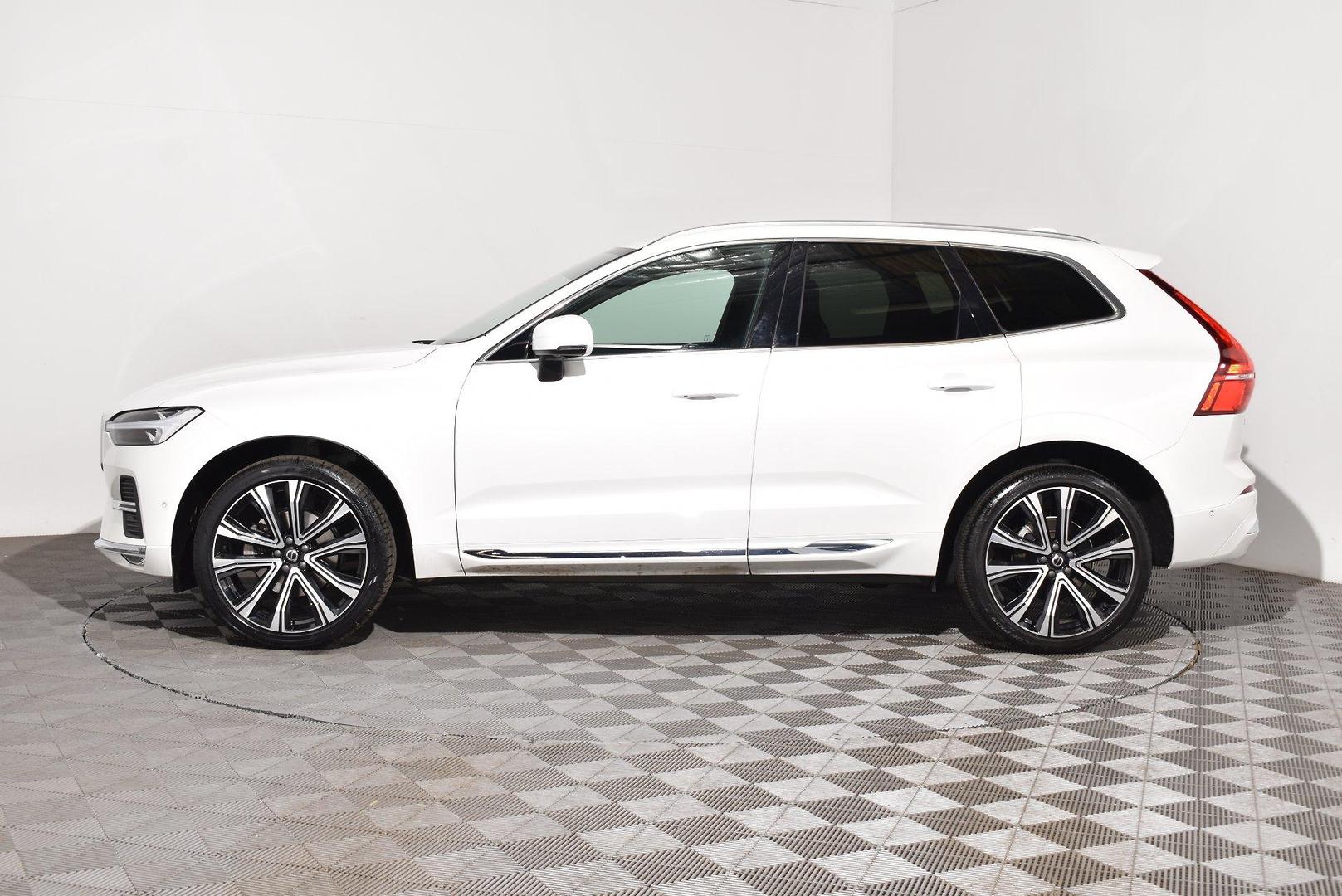 2021 Volvo XC60 B5 Inscription — photo 11