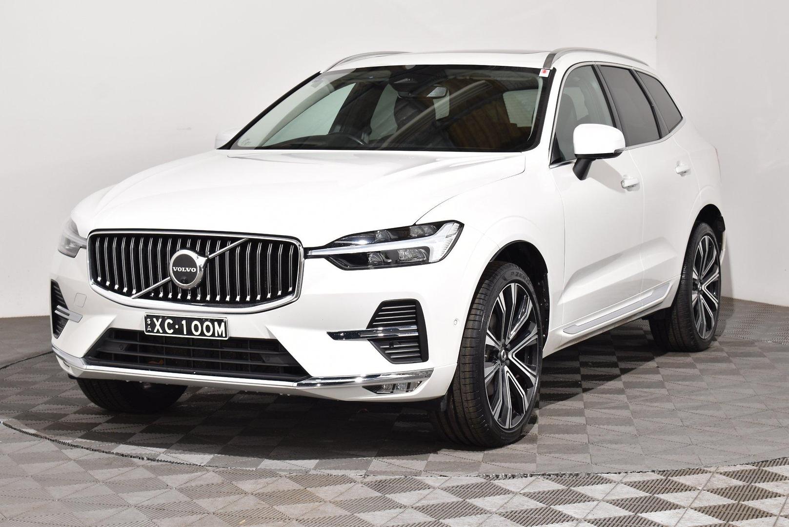 2021 Volvo XC60 B5 Inscription — photo 13