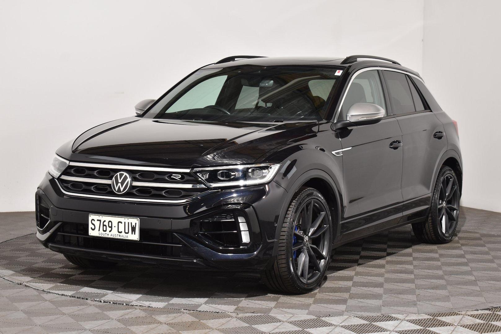 2022 Volkswagen T-Roc R Grid Edition — photo 13