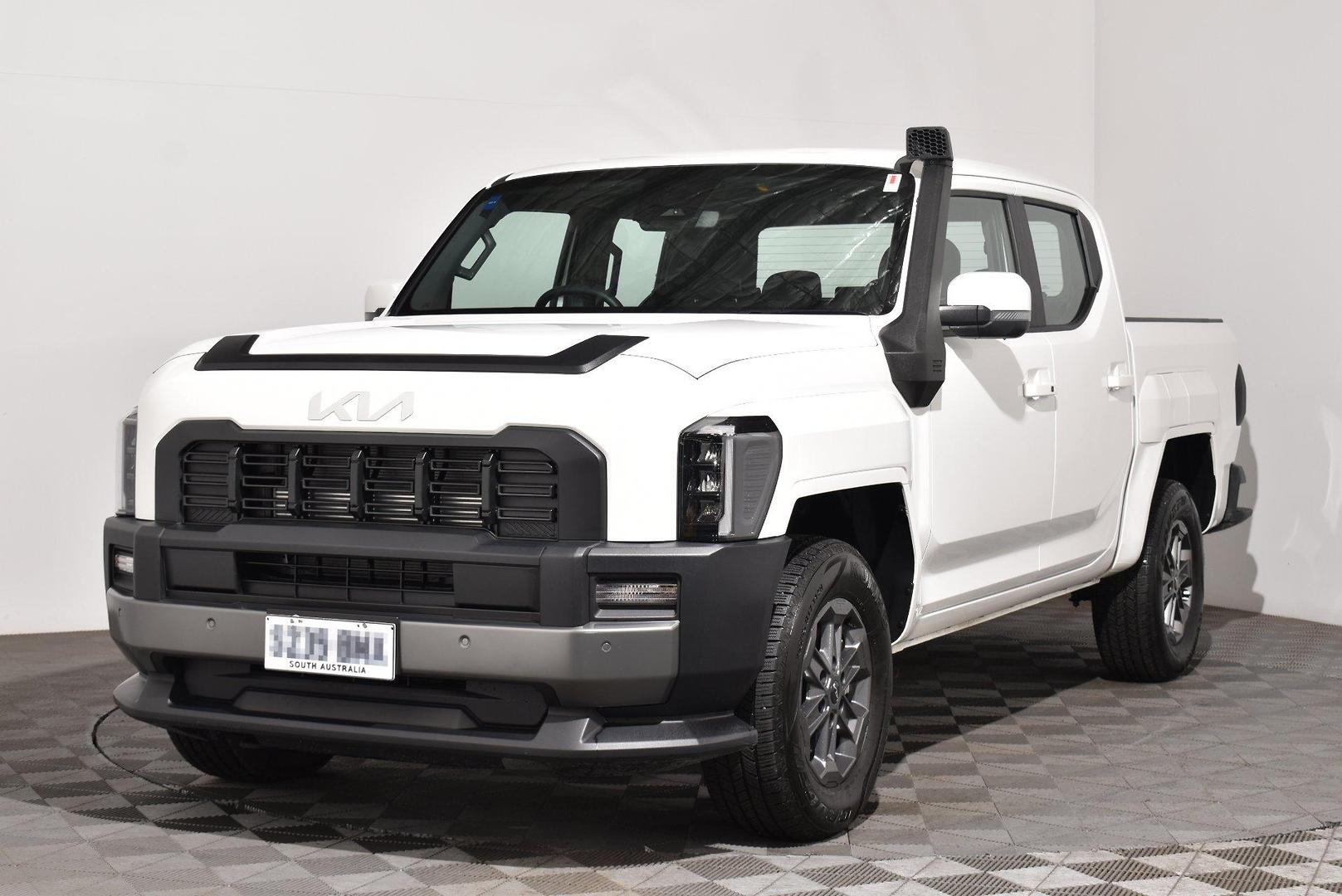 2025 Kia Tasman SX — photo 13