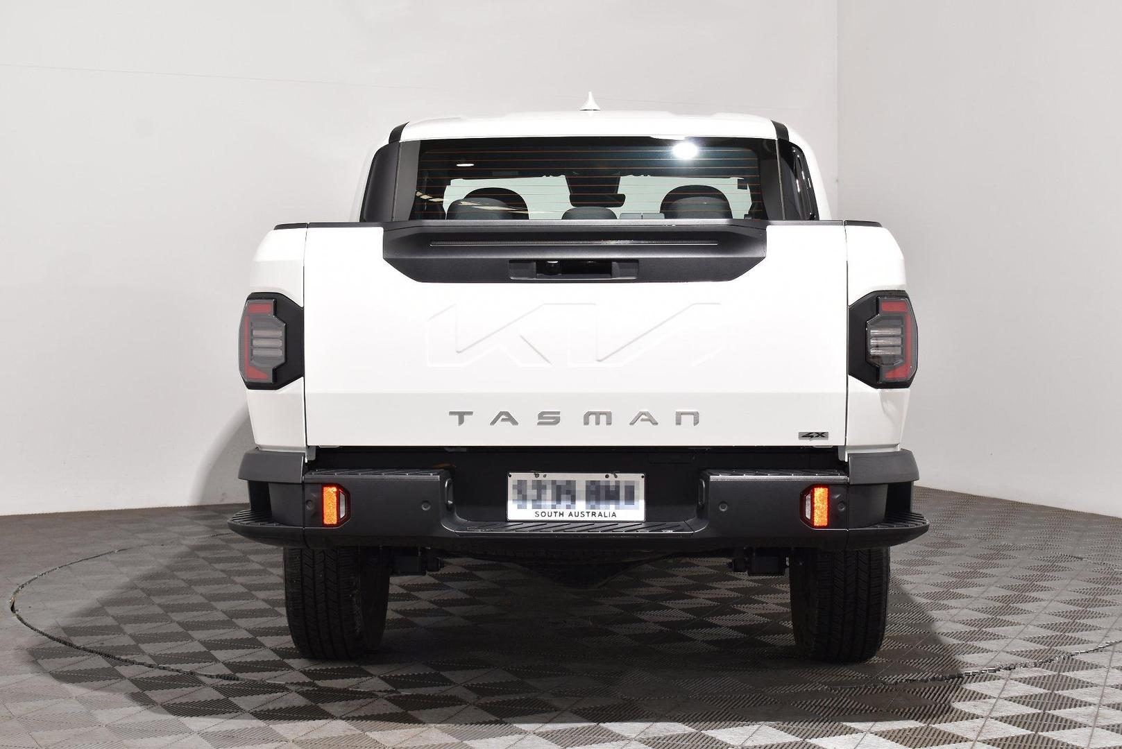 2025 Kia Tasman SX — photo 4