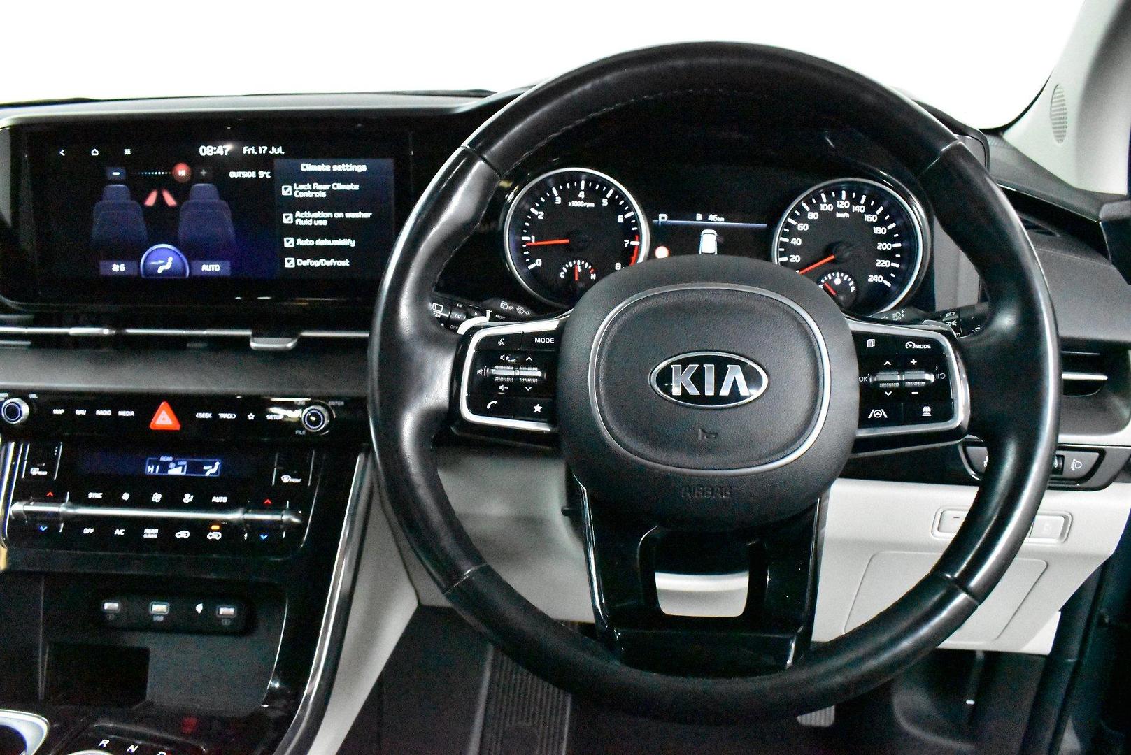 2020 Kia Carnival Platinum — photo 5