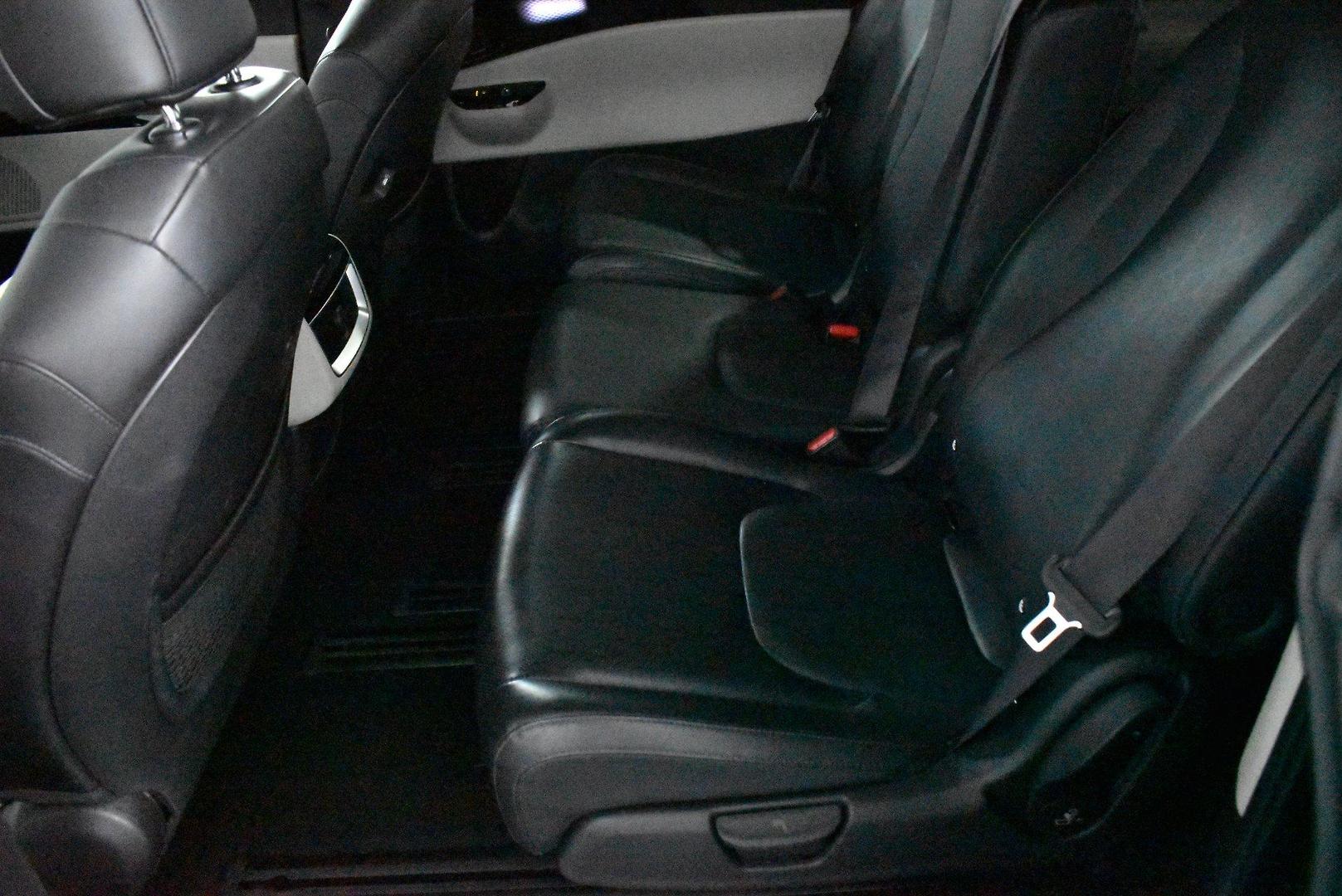 2020 Kia Carnival Platinum — photo 8