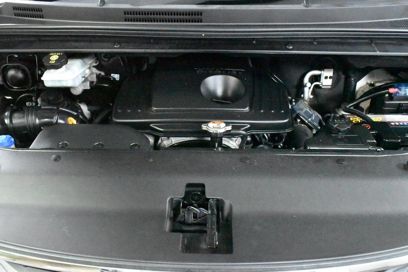 2019 Hyundai iLoad — photo 17