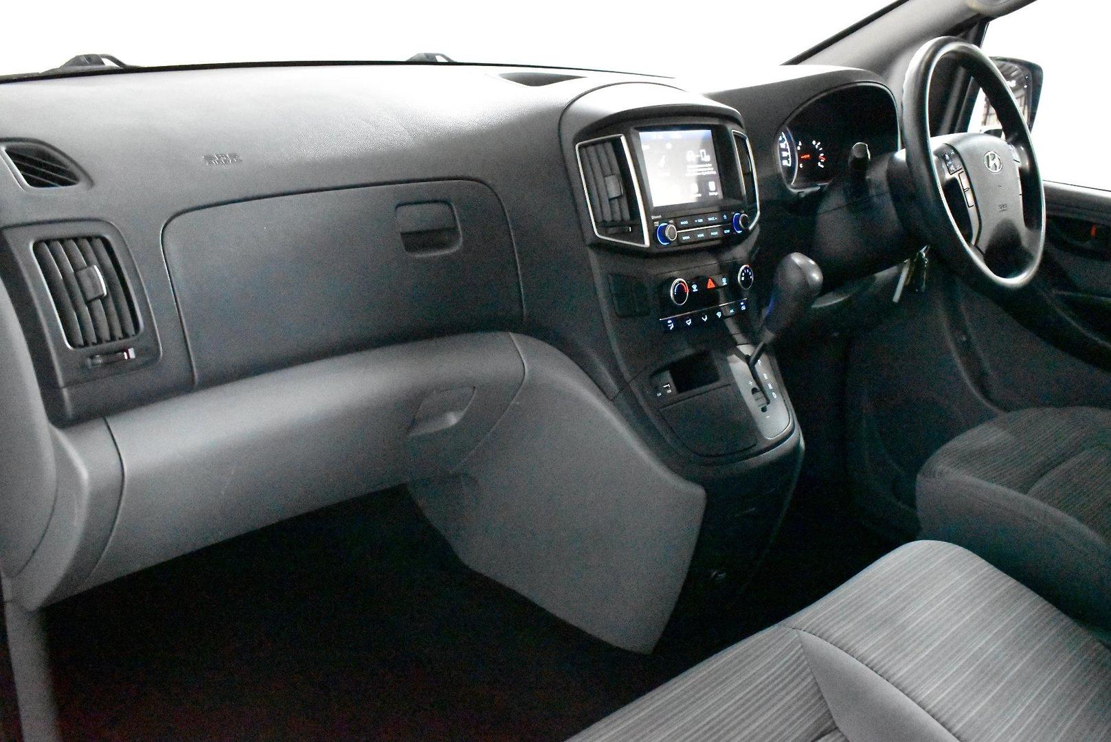 2019 Hyundai iLoad — photo 6