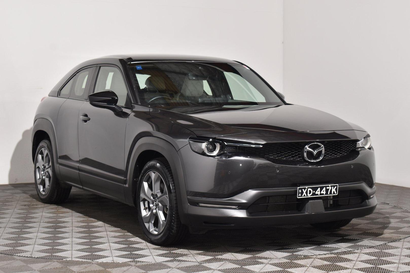 2023 Mazda MX-30 G20e Touring — photo 1
