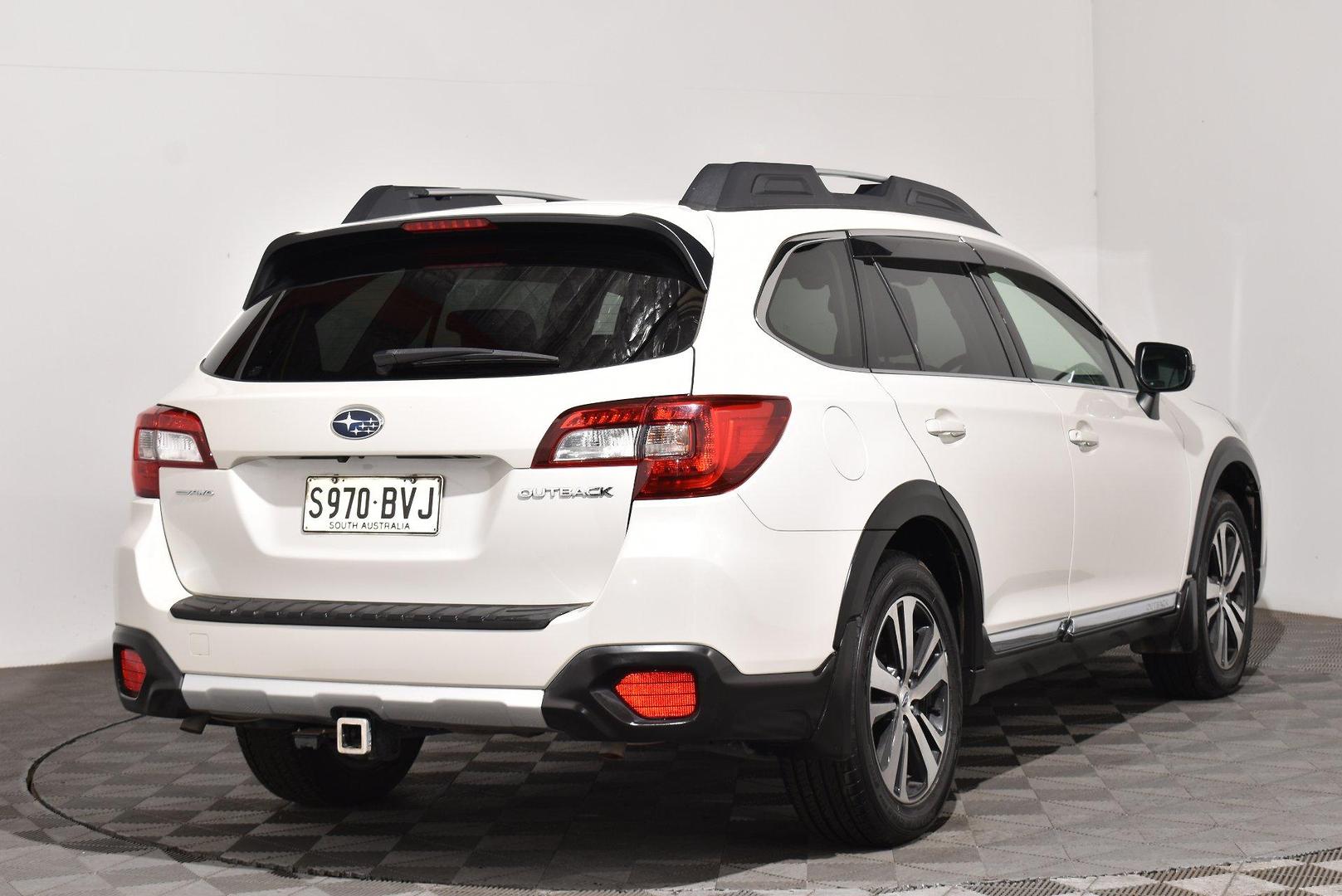 2018 Subaru Outback 36R — photo 14