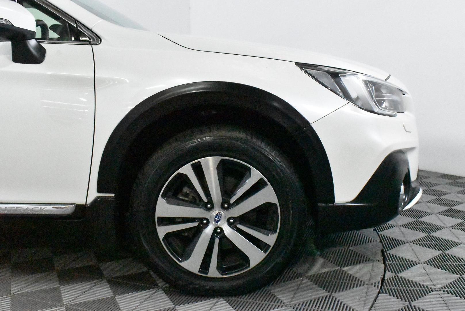 2018 Subaru Outback 36R — photo 18