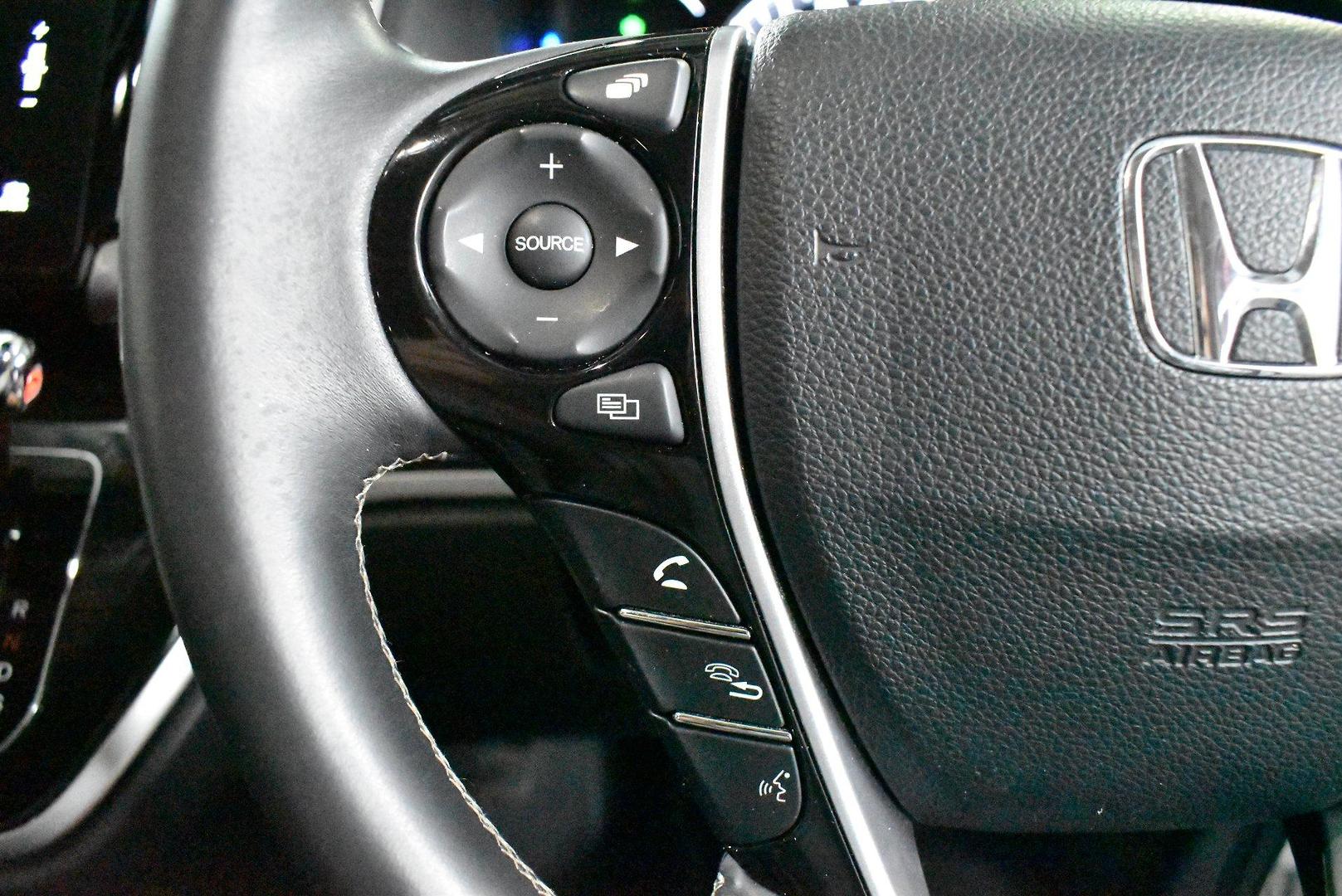 2019 Honda Odyssey VTiL — photo 22