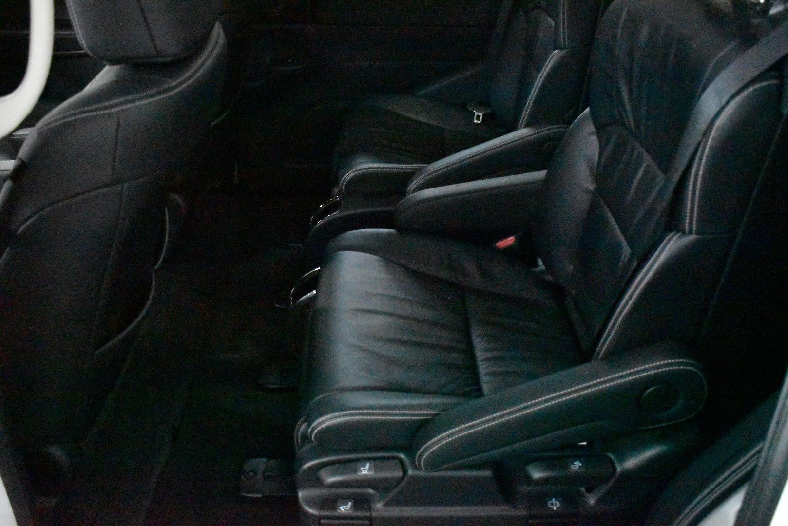 2019 Honda Odyssey VTiL — photo 8