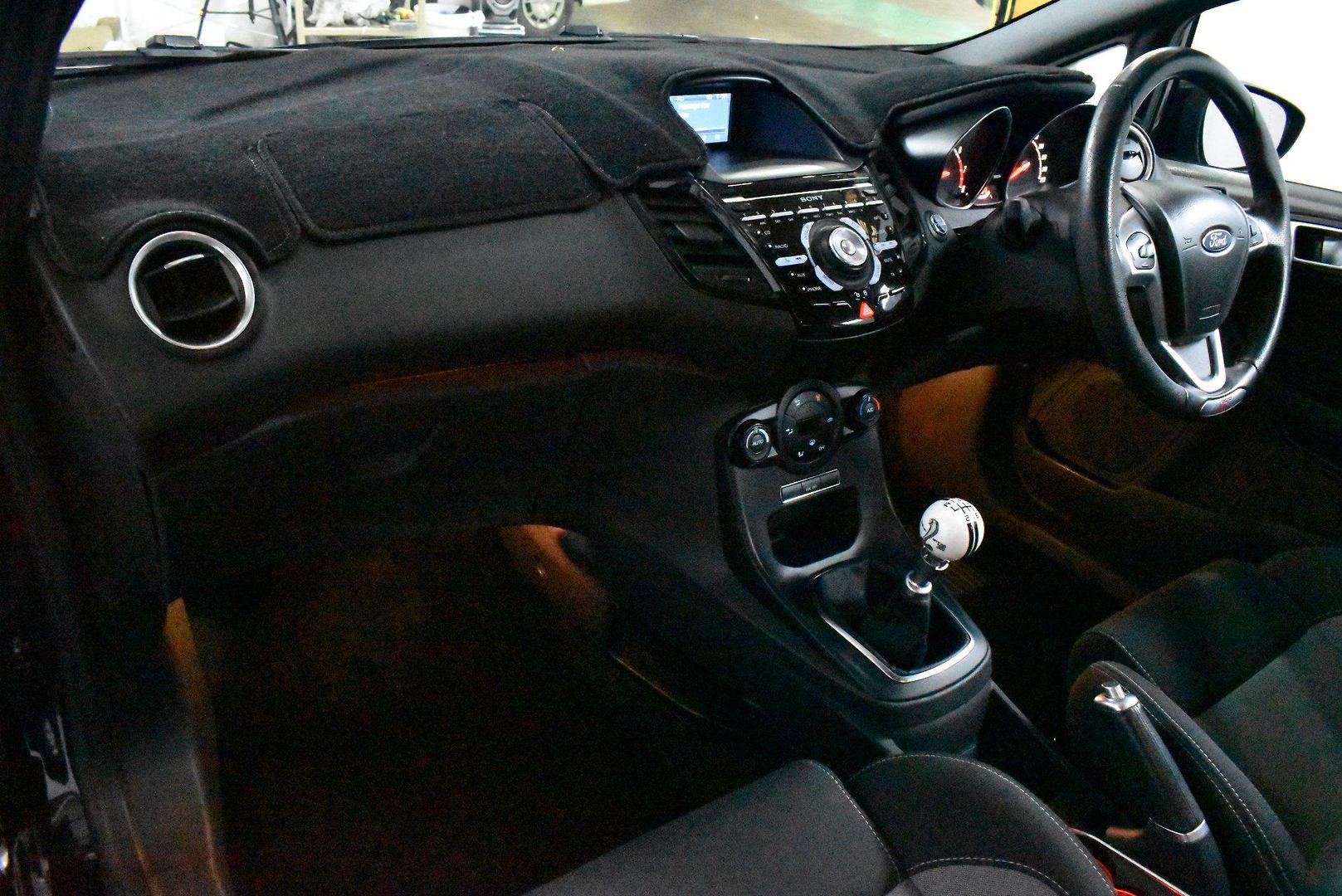 2015 Ford Fiesta ST — photo 6