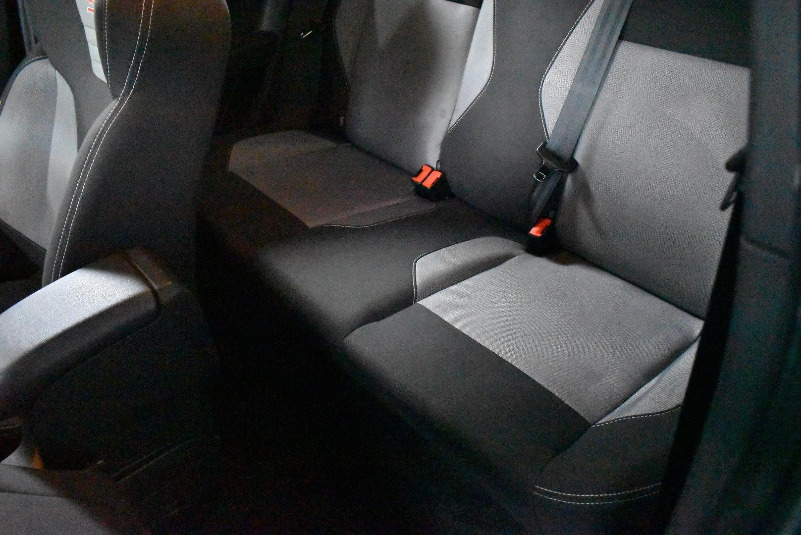 2015 Ford Fiesta ST — photo 8