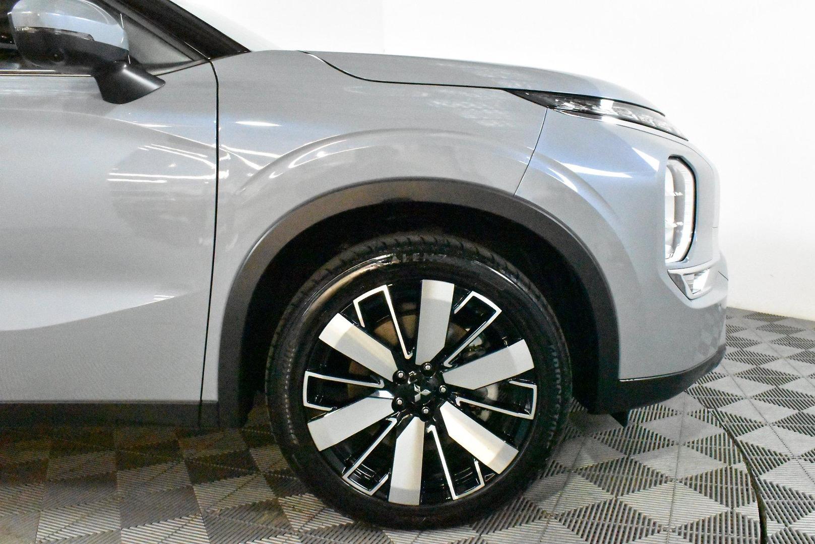 2025 Mitsubishi Outlander Aspire — photo 18