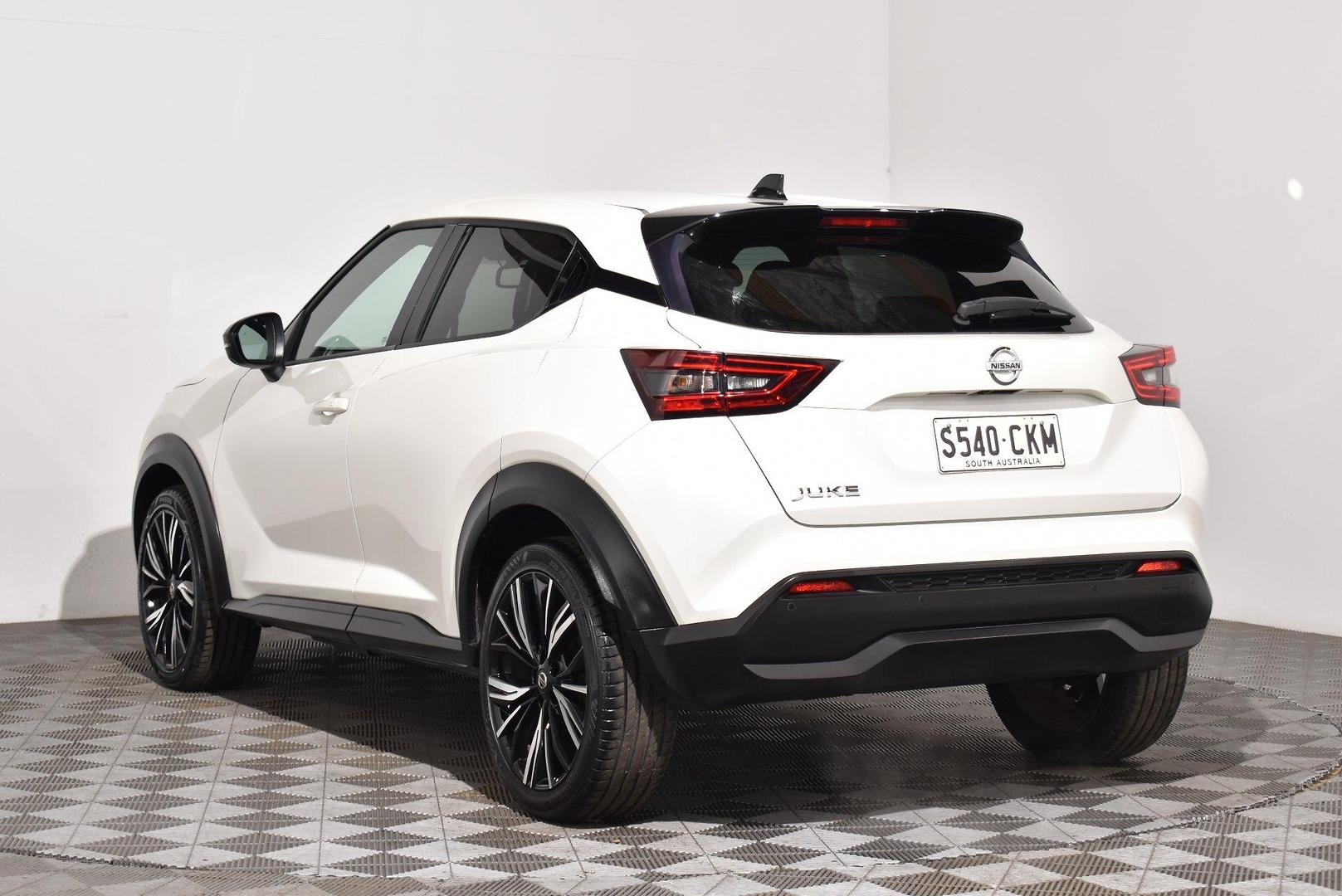 2020 Nissan JUKE Ti — photo 2
