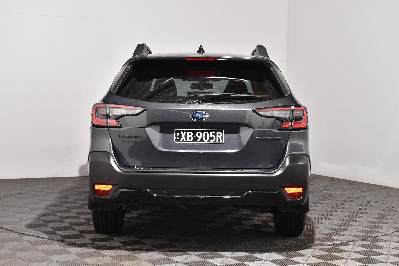 2021 Subaru Outback AWD Sport — photo 4