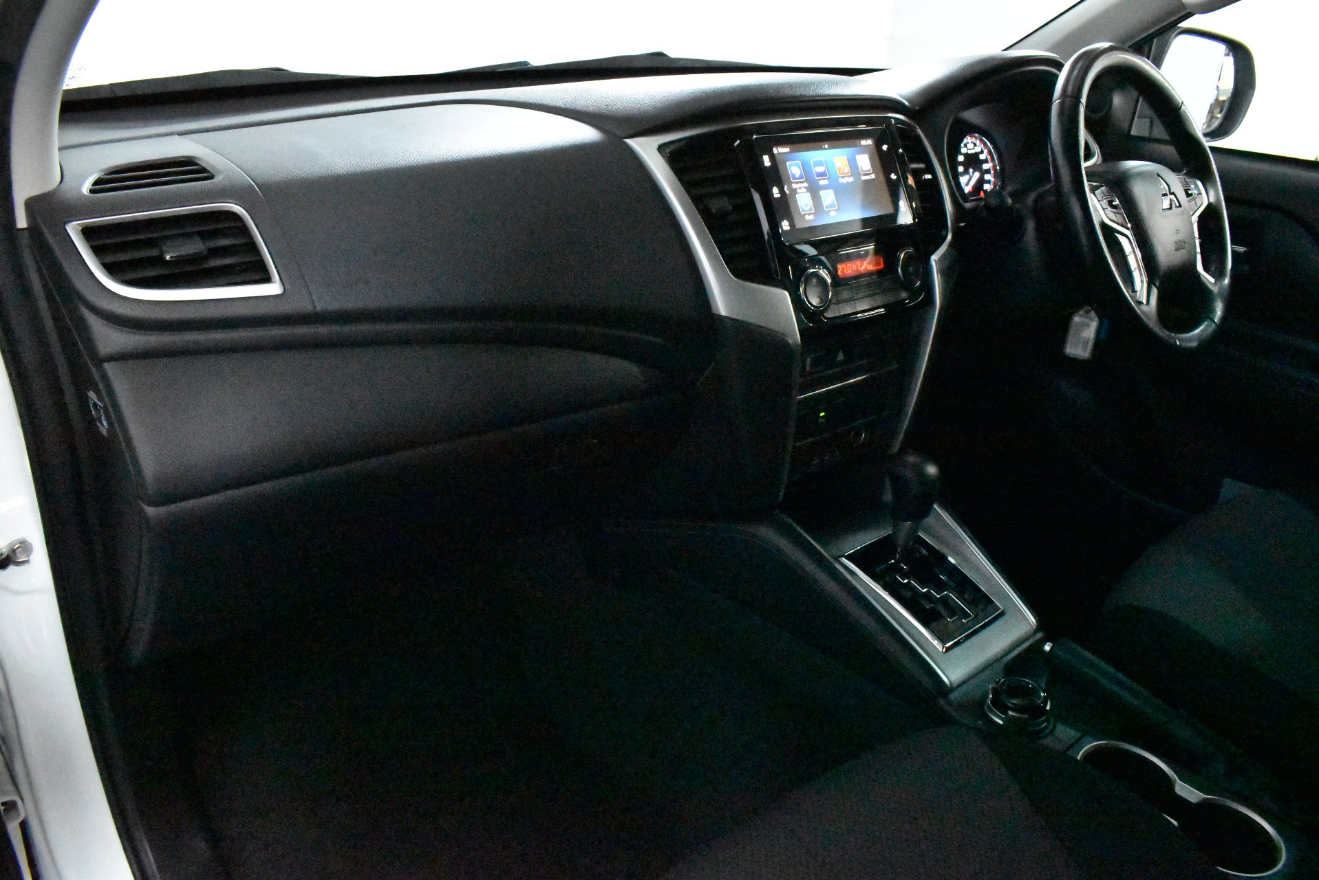 2021 Mitsubishi Triton GLXR — photo 5