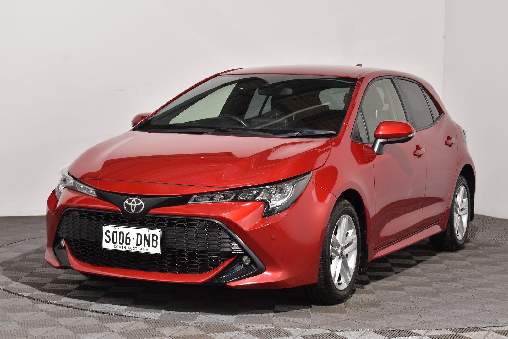 2019 Toyota Corolla SX — photo 13