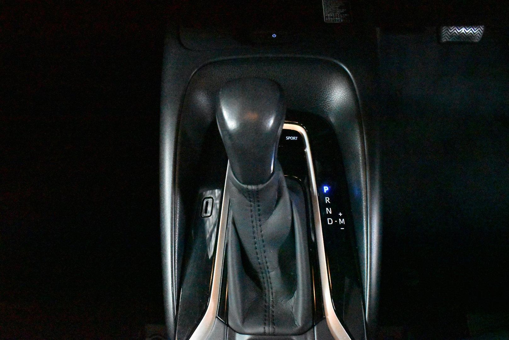 2019 Toyota Corolla SX — photo 20