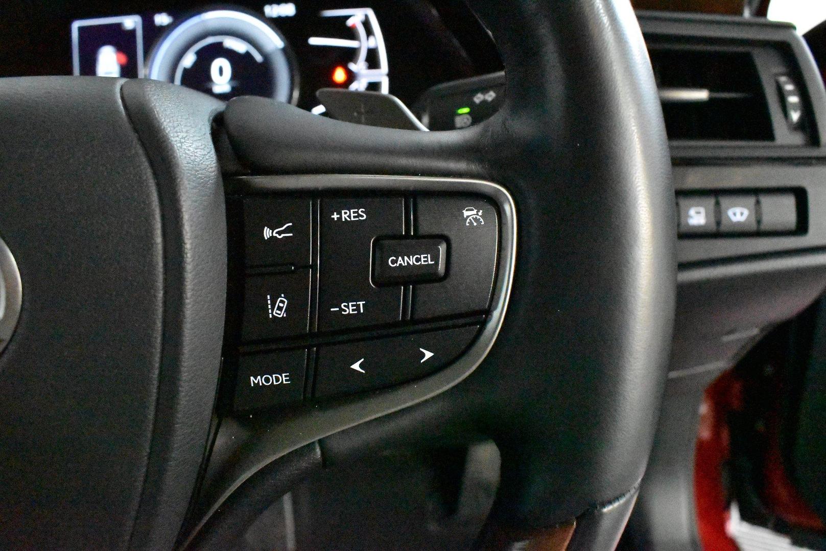 2021 Lexus ES ES300h Sports Luxury — photo 22