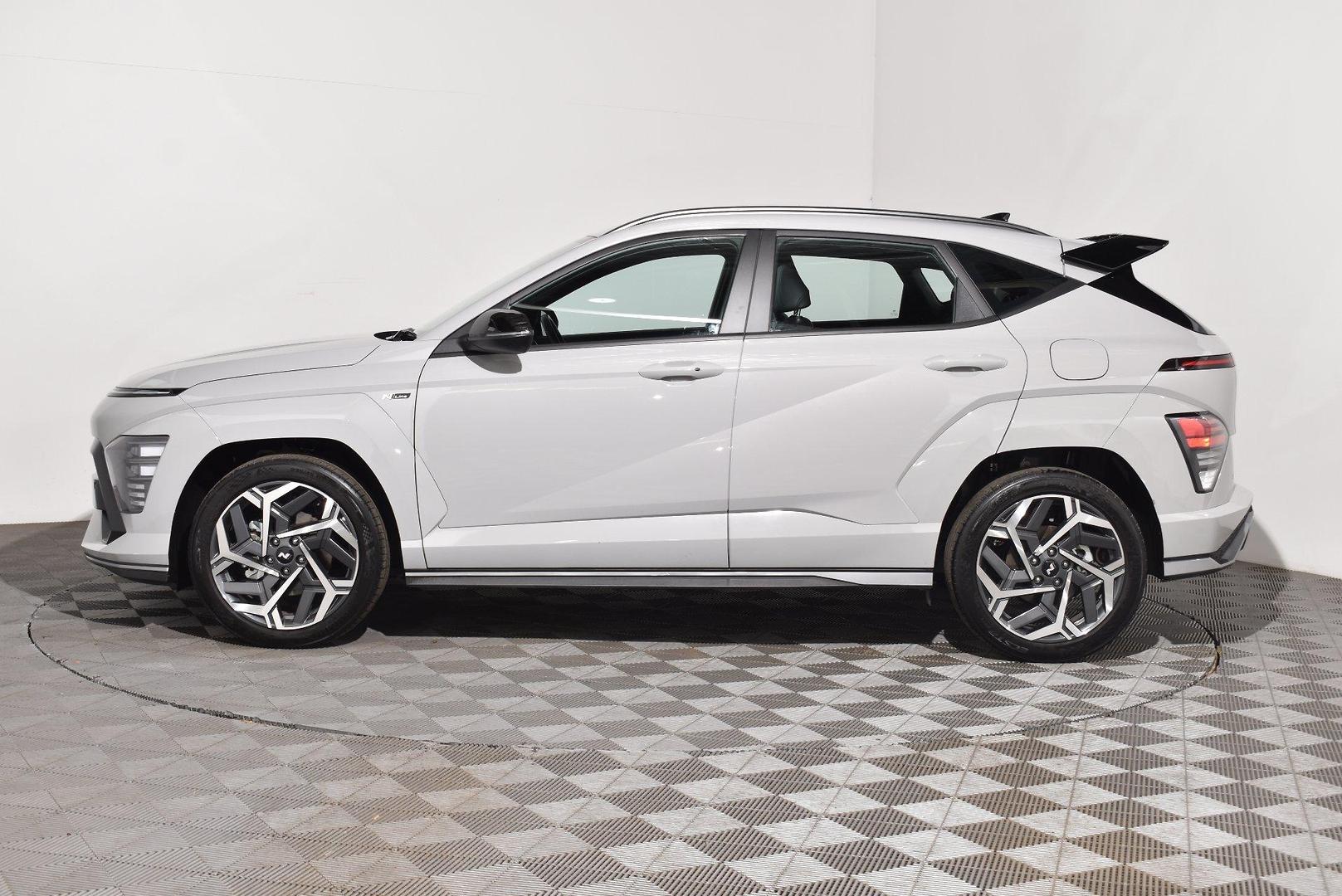 2023 Hyundai Kona N Line — photo 11