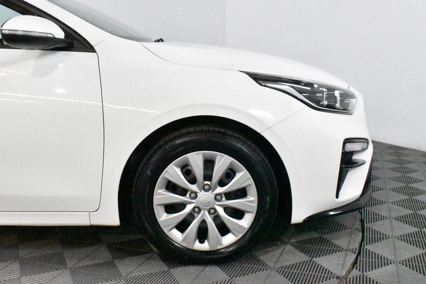 2018 Kia Cerato S — photo 18